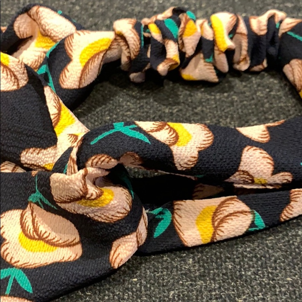 Handmade From Europe Headbands - Picture 3 of 4